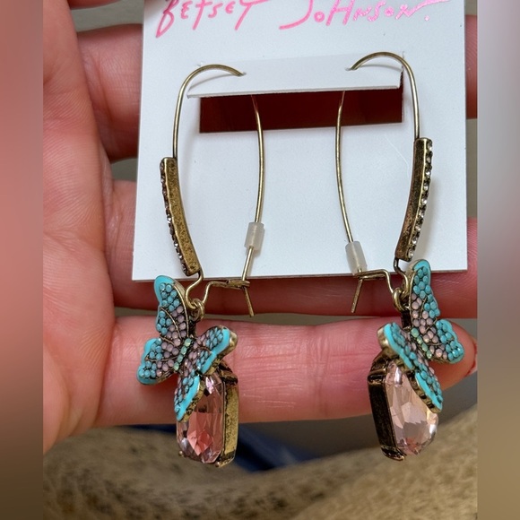 Elegant Butterfly Drop Earrings - Picture 8 of 8